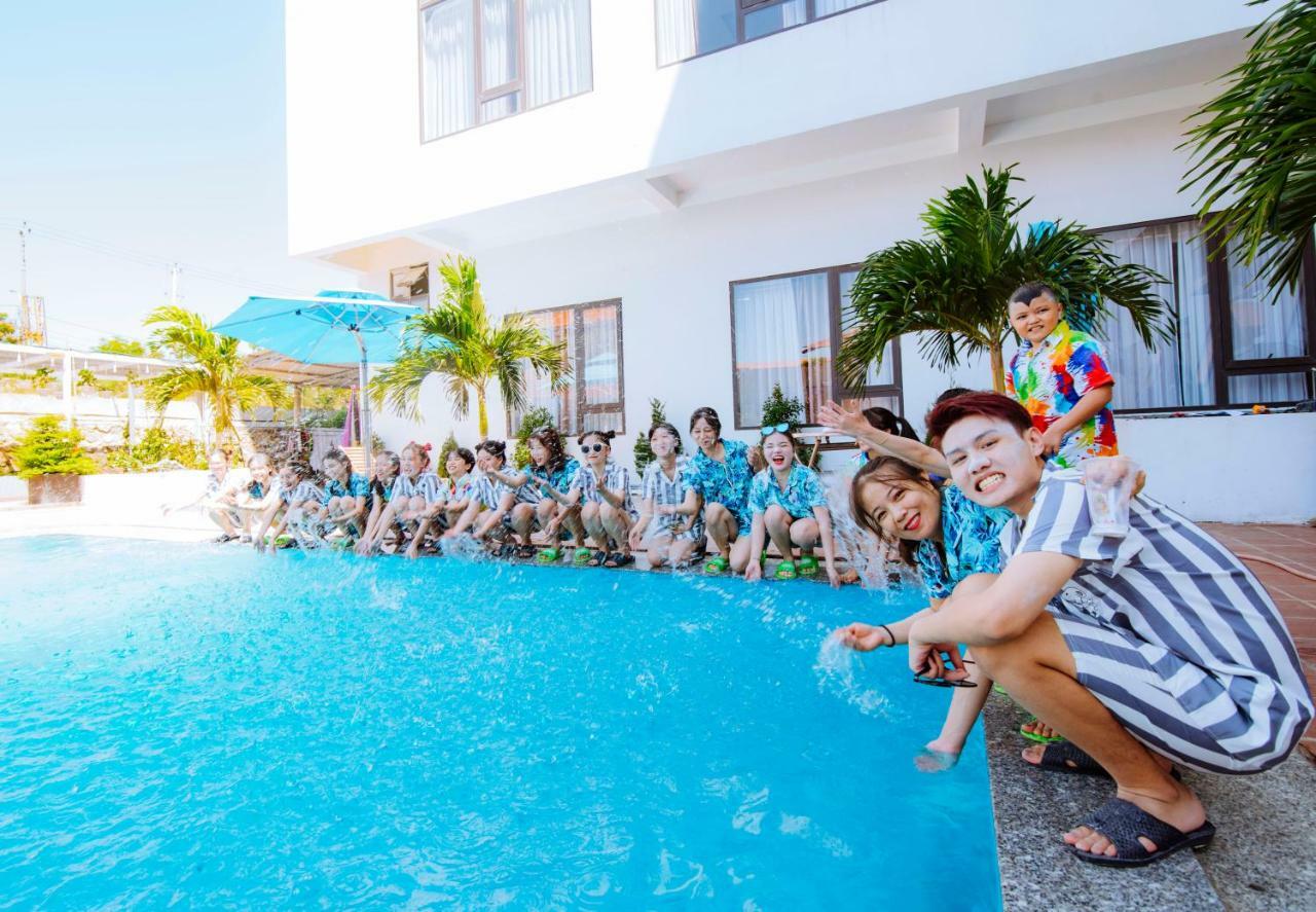 Phu Cuong Beach Hotel Dong Hoi Exterior photo